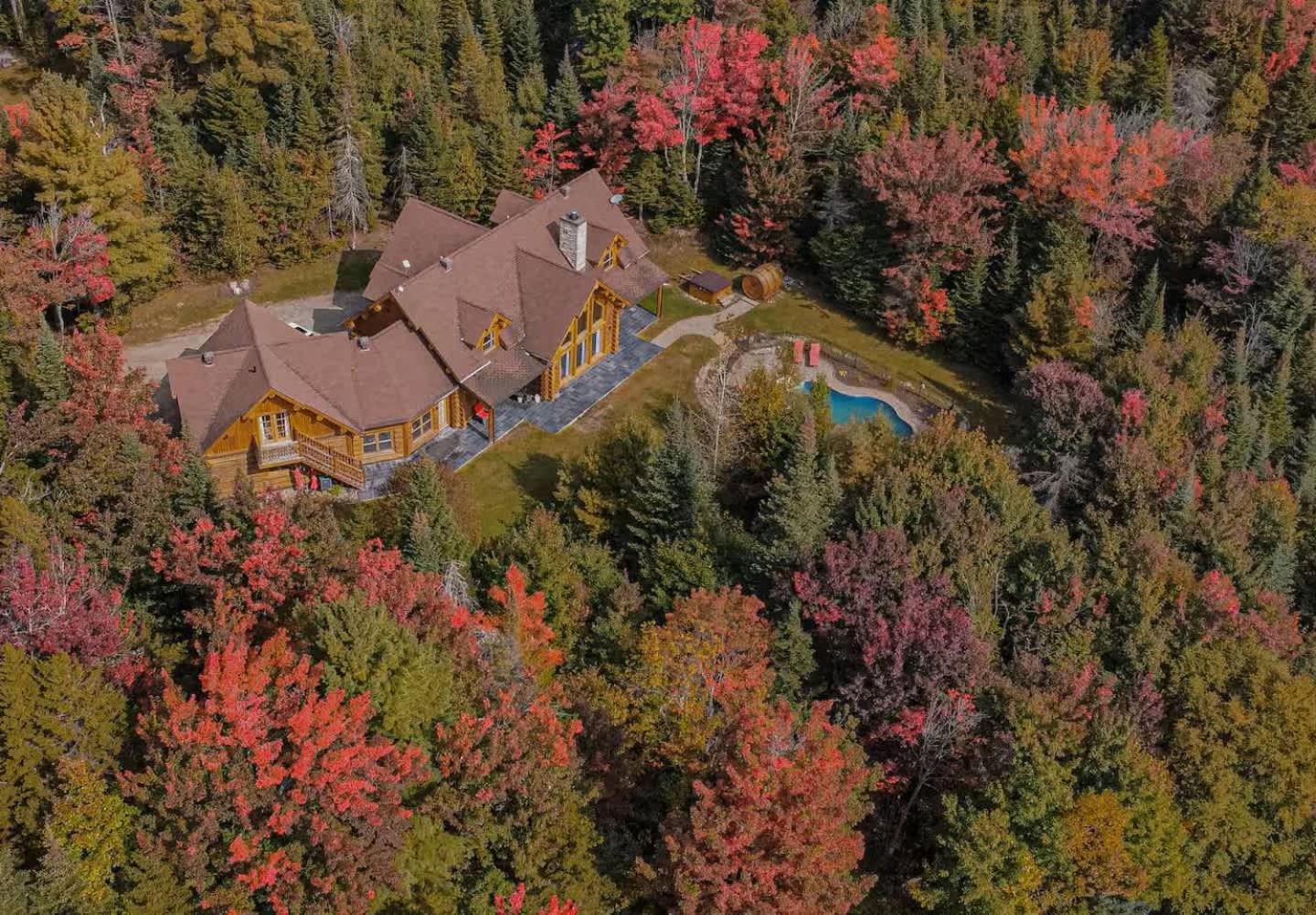 Executive Plus 44 - Majestic Log Chalet With Hot Tub Sauna Heated Pool And Close To Activities Mille-Isles Exterior foto